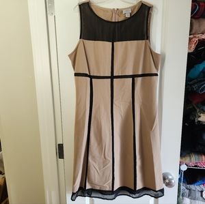 Worthington tan/black dress